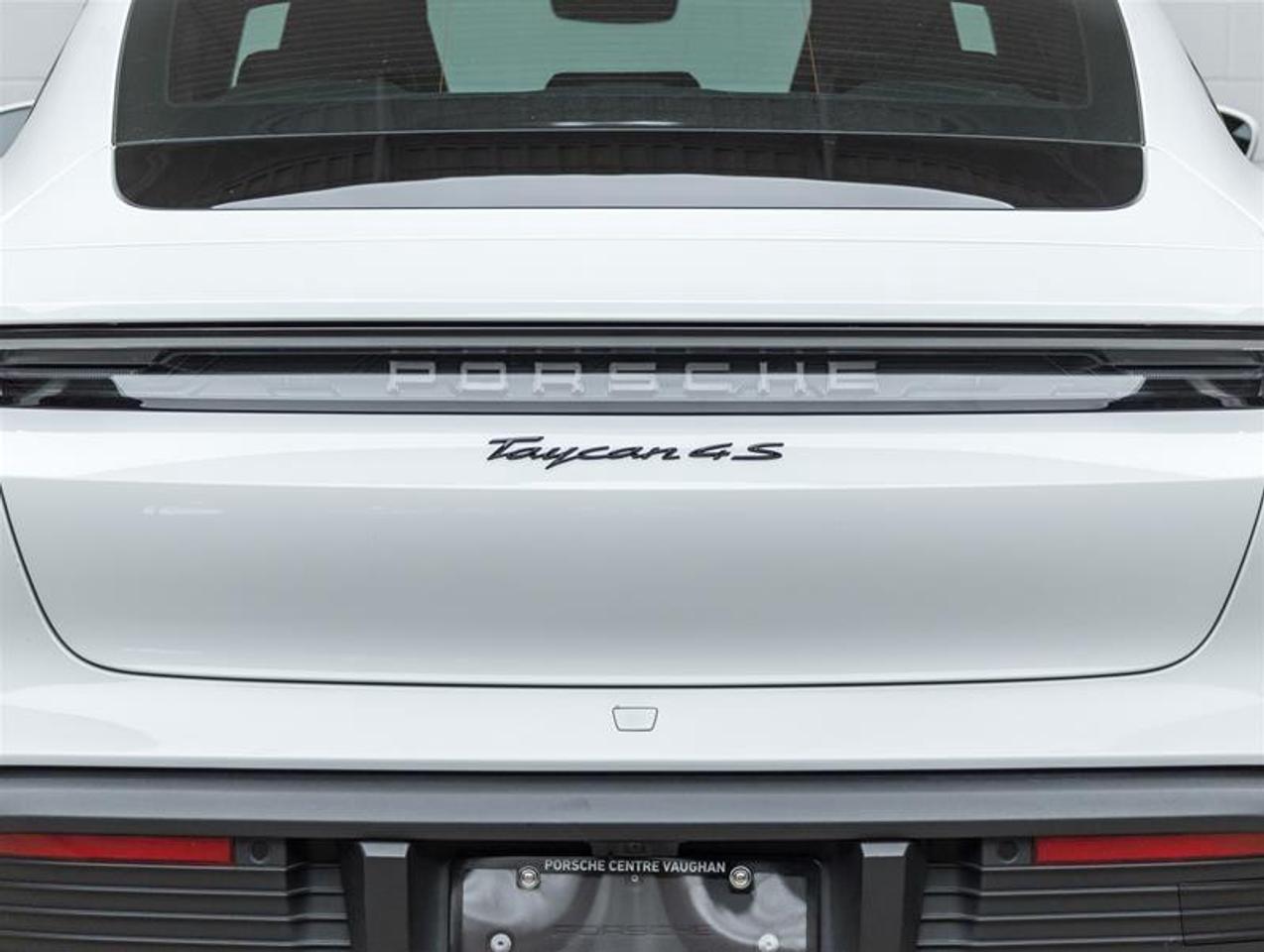 2025 Porsche Taycan  Photo