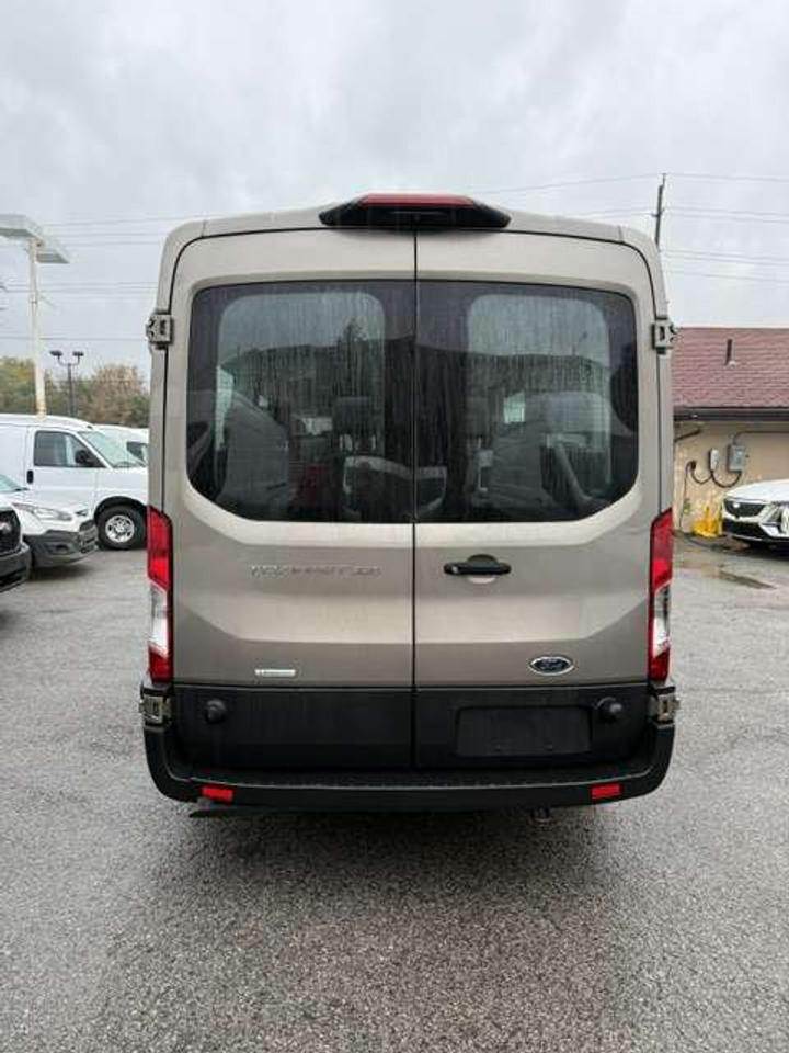 2020 Ford Transit Passenger Wagon 15 passenger Mid roof. Certified.  79,000 Kms Photo2