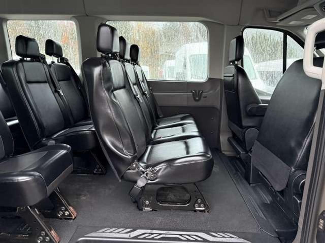 2020 Ford Transit Passenger Wagon 15 passenger Mid roof. Certified.  79,000 Kms Photo