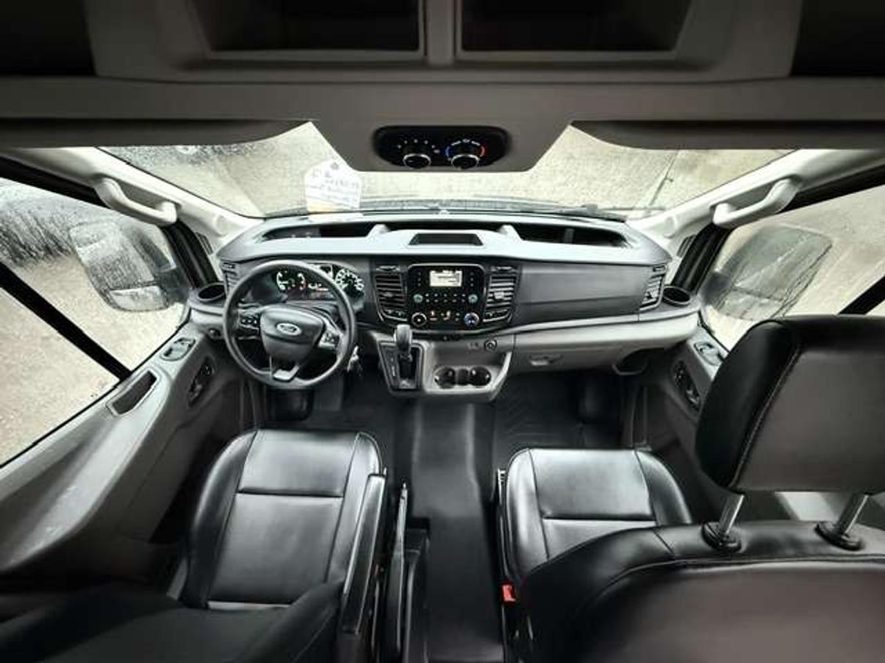 2020 Ford Transit Passenger Wagon 15 passenger Mid roof. Certified.  79,000 Kms Photo