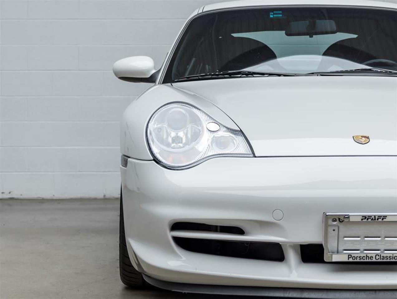 2004 Porsche 911  Photo