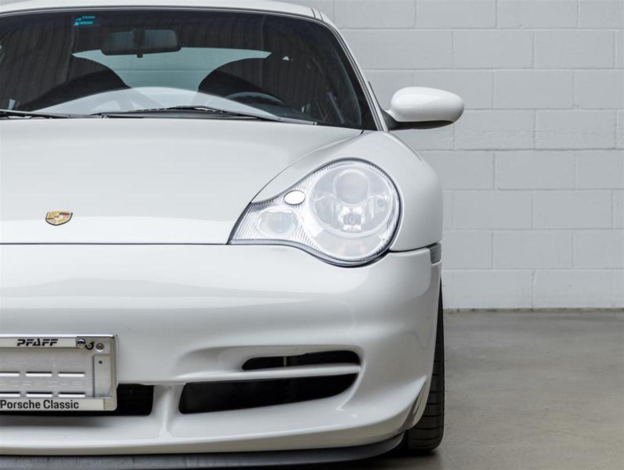 2004 Porsche 911  Photo