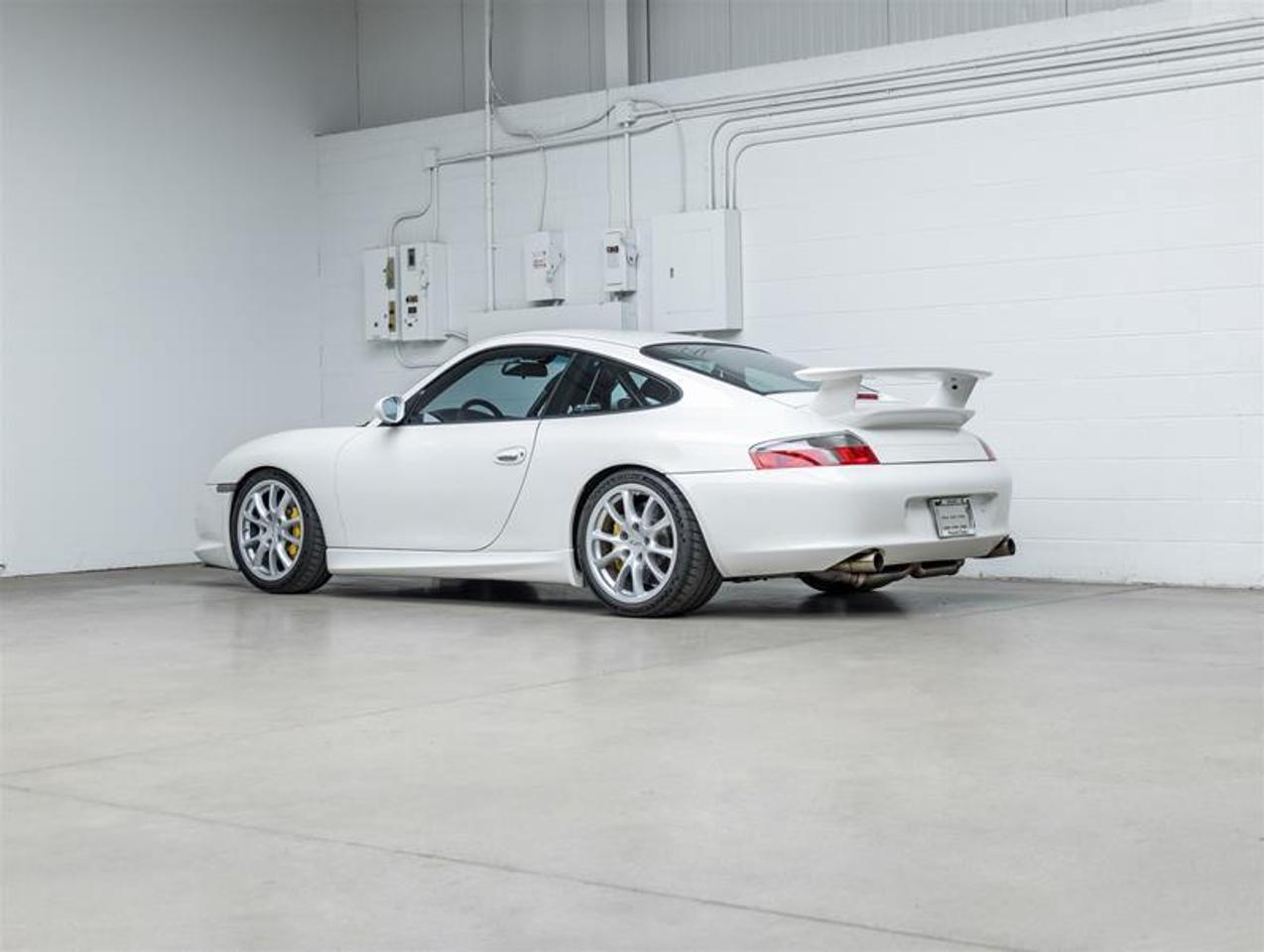 2004 Porsche 911  Photo