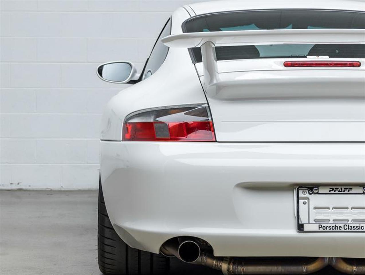 2004 Porsche 911  Photo