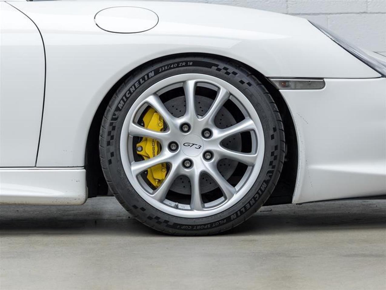 2004 Porsche 911  Photo