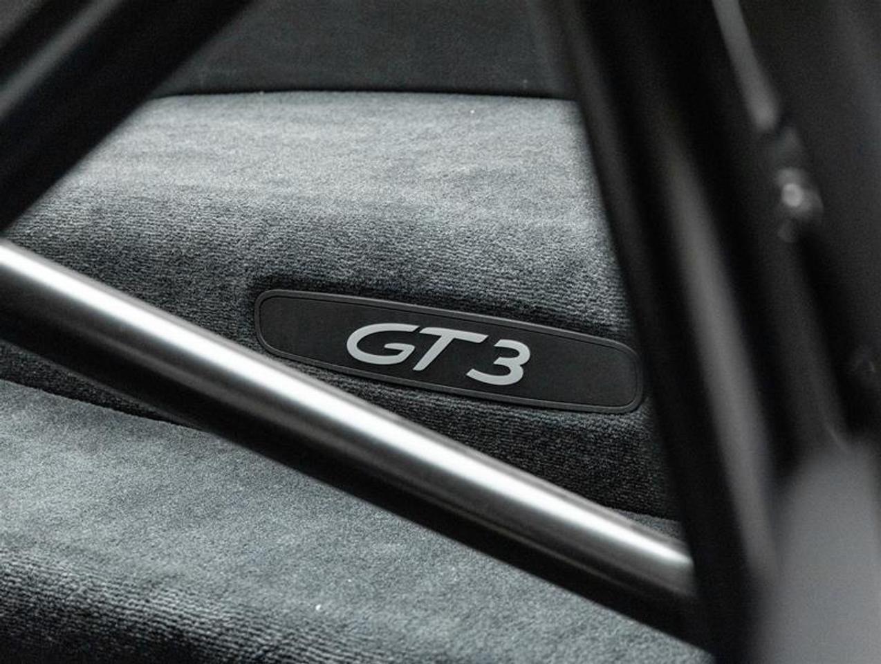 2004 Porsche 911  Photo