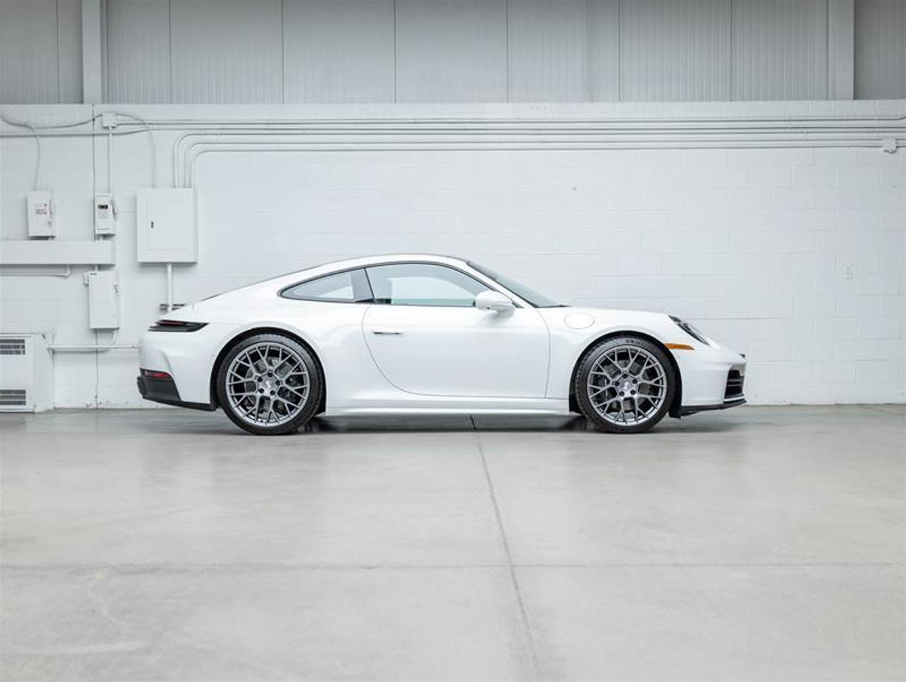 2026 Porsche 911  Photo