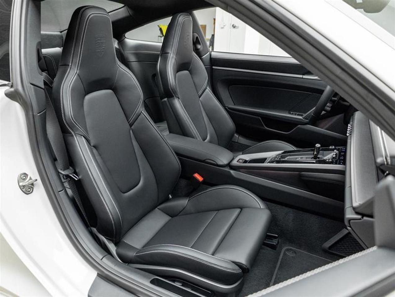 2026 Porsche 911  Photo