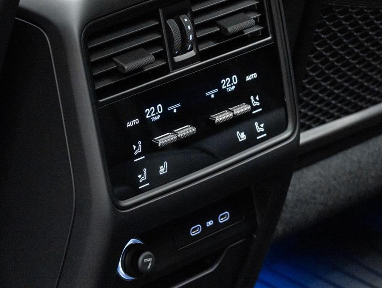 2026 Porsche Cayenne  Photo