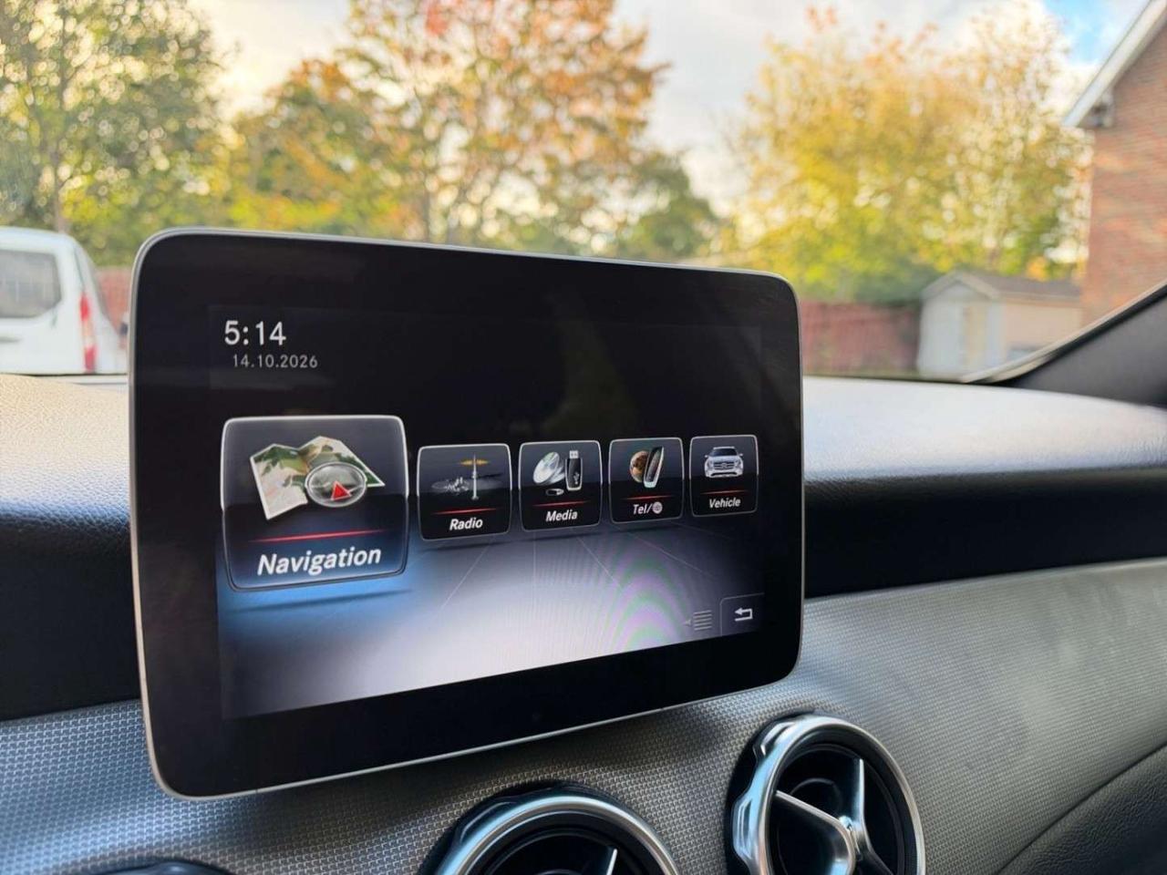 2019 Mercedes-Benz GLA GLA250 4MATIC AMG PKG * NO ACCIDENTS / CAMERA / PANORAMIC / LED LIGHTS Photo