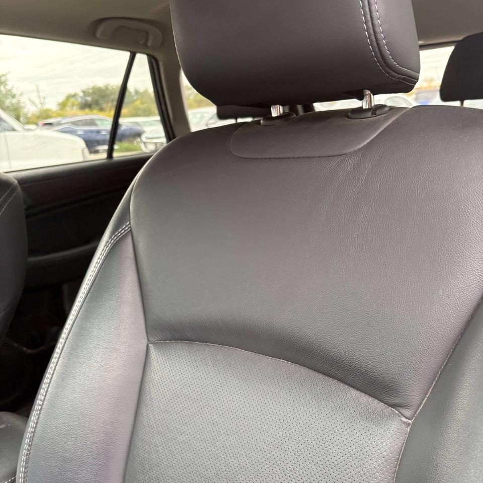 2019 Subaru Outback Limited AWD   Leather   NAV   Clean Carfax Photo