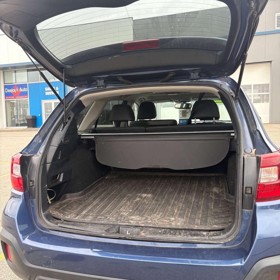 2019 Subaru Outback Limited AWD   Leather   NAV   Clean Carfax Photo