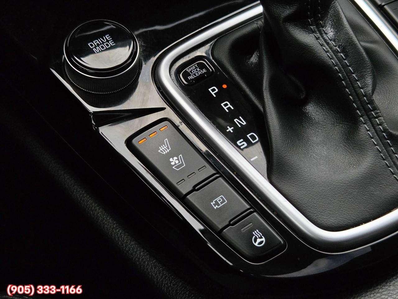 2024 Kia Seltos SX w/Black Interior Apple CarPlay & Android Auto • Heads-Up Display • Power Sunroof • Cooled Front Seats • Built-In Navig Photo
