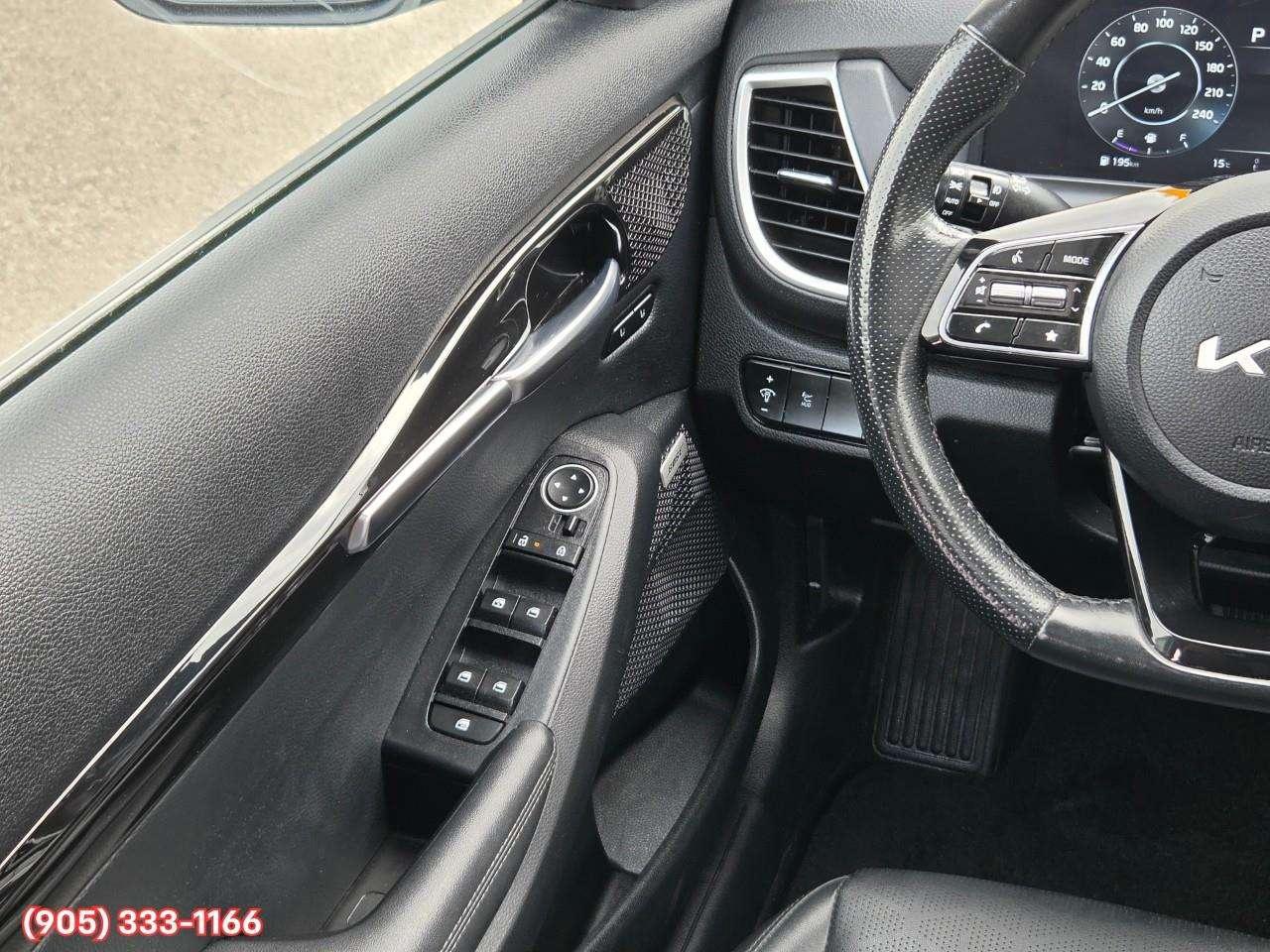 2024 Kia Seltos SX w/Black Interior Apple CarPlay & Android Auto • Heads-Up Display • Power Sunroof • Cooled Front Seats • Built-In Navig Photo