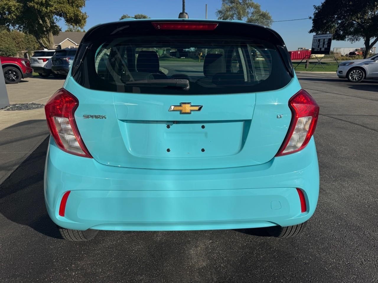 2021 Chevrolet Spark 1LT CVT 4dr Hatchback Photo