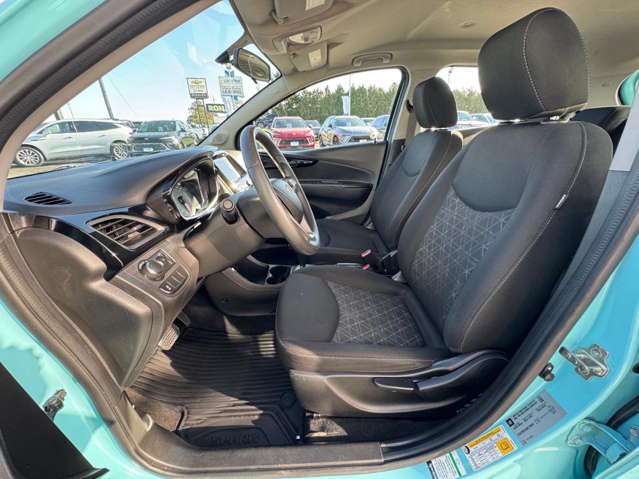 2021 Chevrolet Spark 1LT CVT 4dr Hatchback Photo