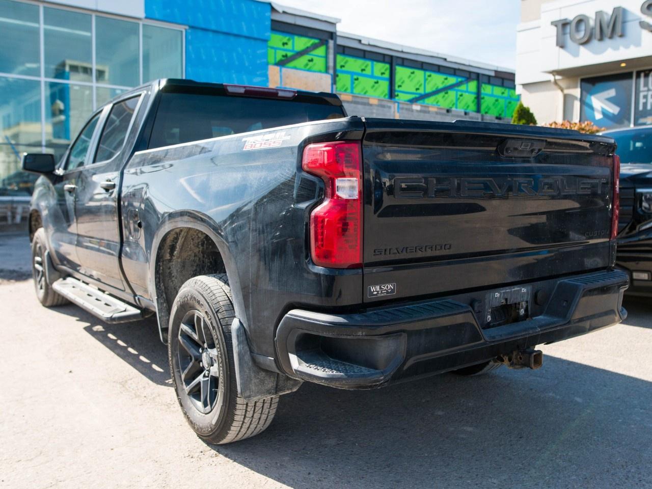 2023 Chevrolet Silverado 1500 Crew Cab Standard Box 4-Wheel Drive Custom Trail Boss Photo
