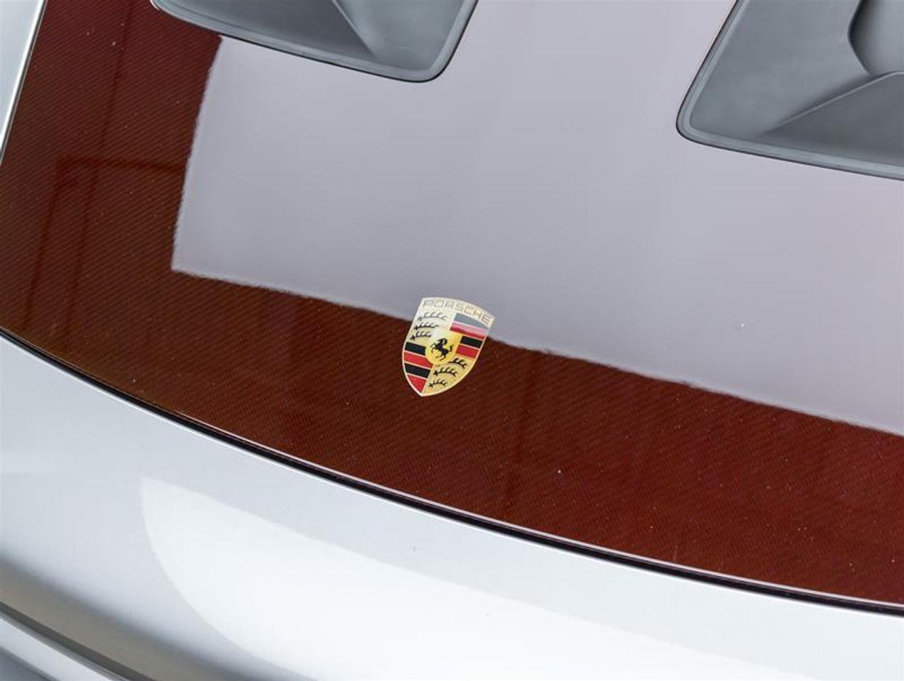 2025 Porsche 911  Photo
