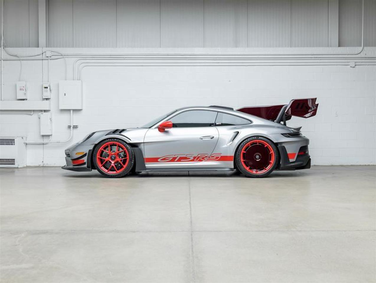 2025 Porsche 911  Photo