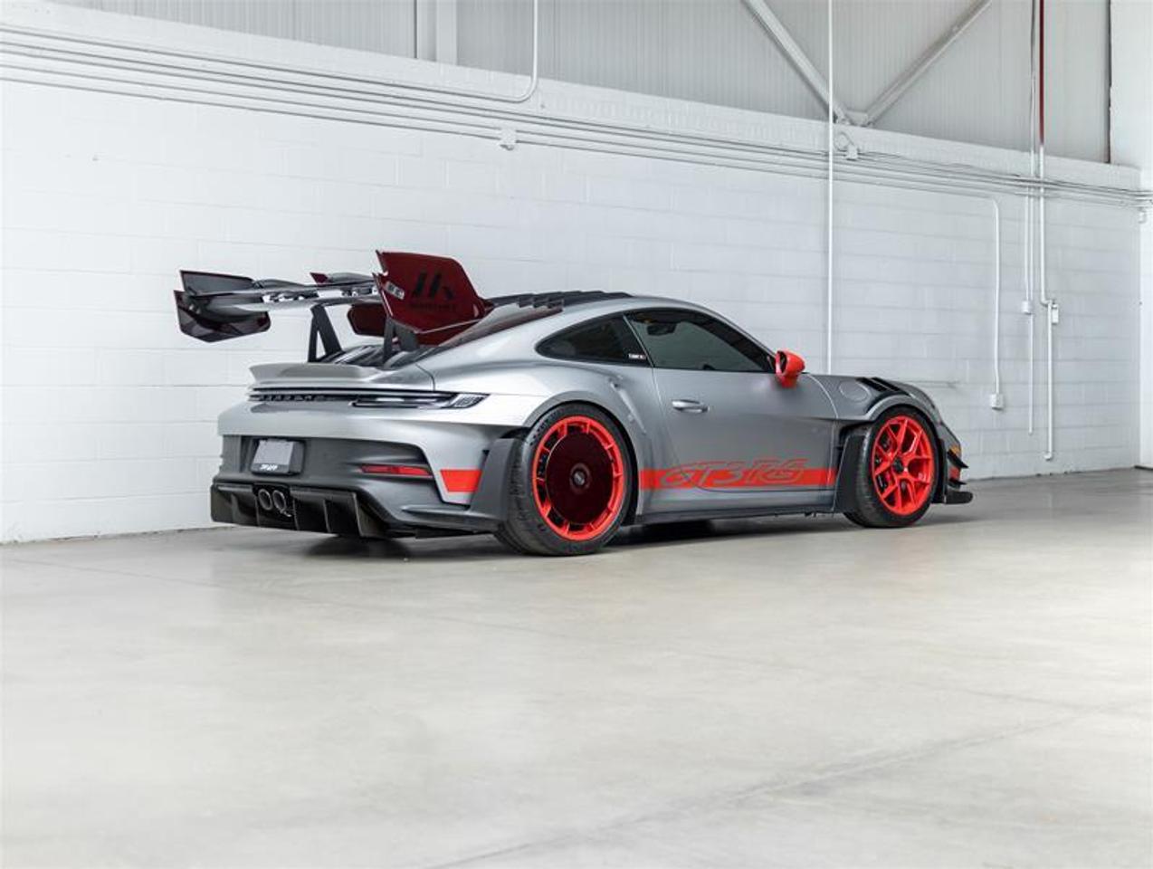 2025 Porsche 911  Photo
