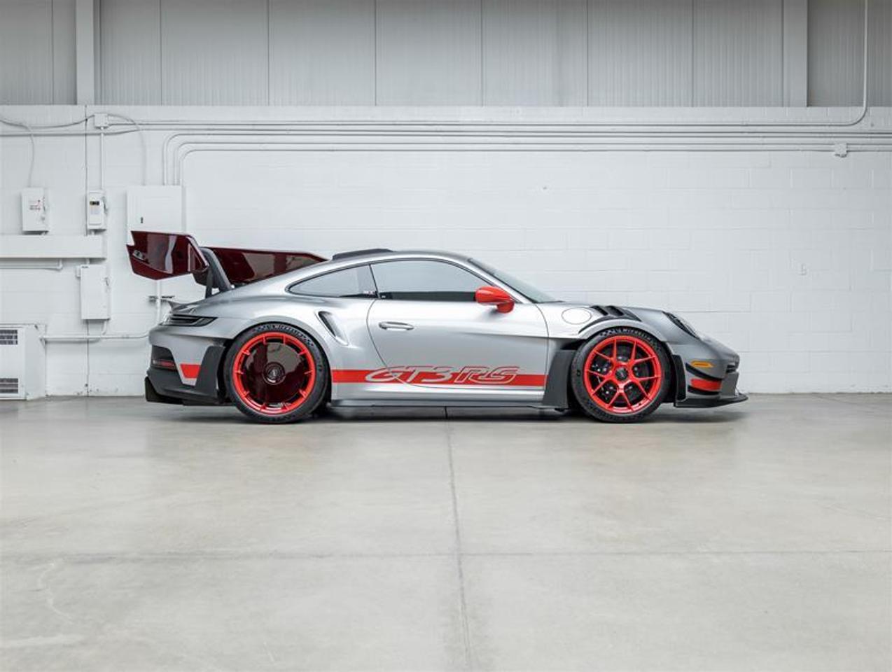 2025 Porsche 911  Photo