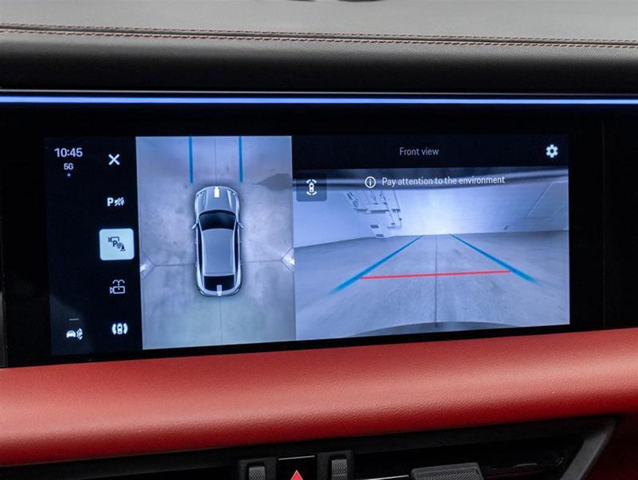 2024 Porsche Macan  Photo