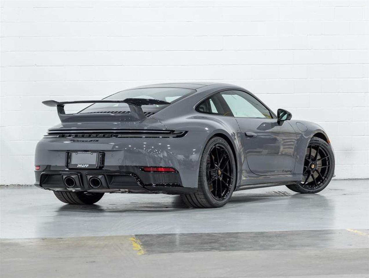 2026 Porsche 911  Photo