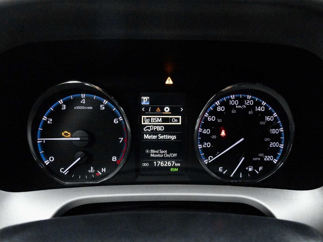2016 Toyota RAV4 AWD XLE, Sunroof, Camera Photo