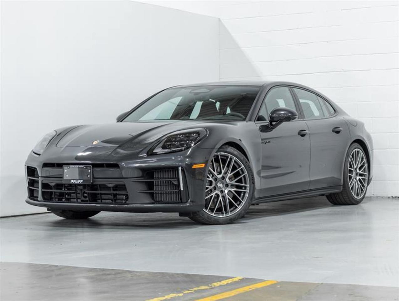 2026 Porsche Panamera  Photo