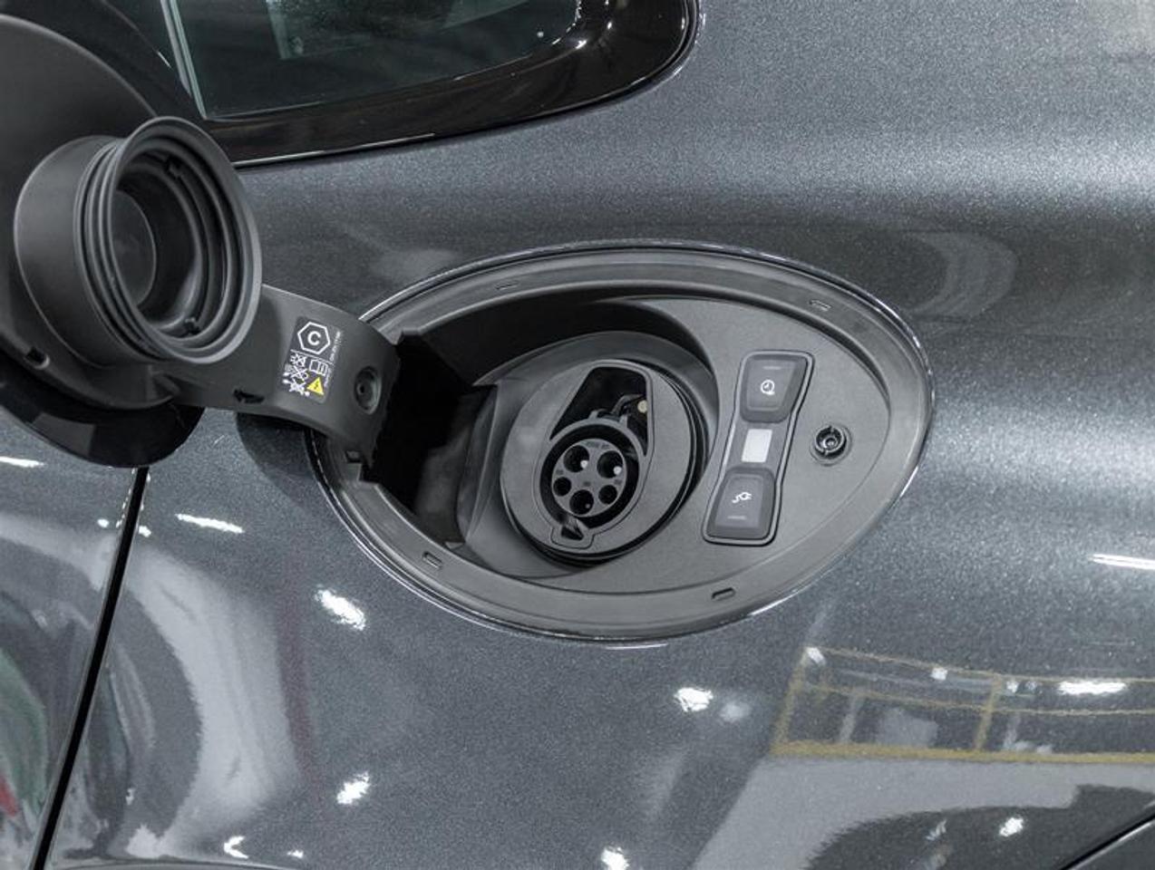 2026 Porsche Panamera  Photo