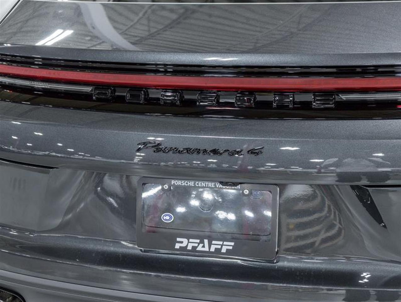 2026 Porsche Panamera  Photo