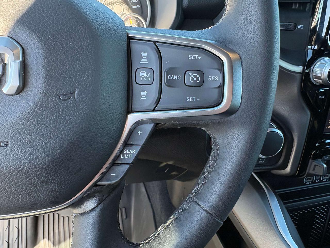2025 RAM 1500 Big Horn - htd seat/wheel - tow pkg Photo