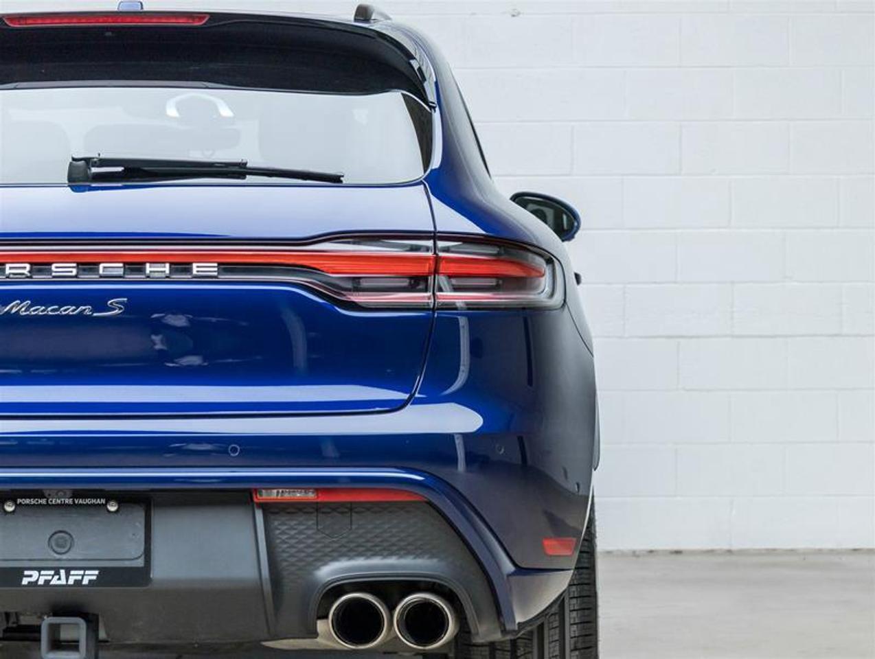 2023 Porsche Macan  Photo