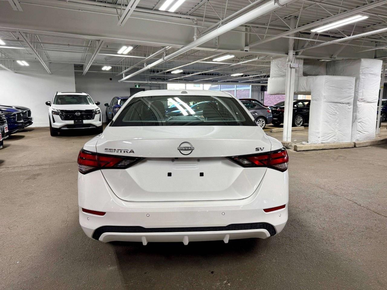 2024 Nissan Sentra SV CVT Photo