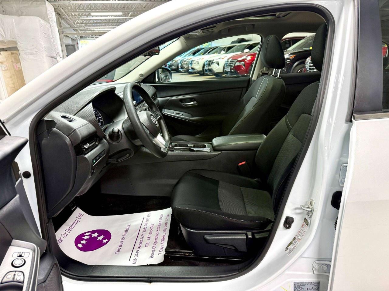 2024 Nissan Sentra SV CVT Photo