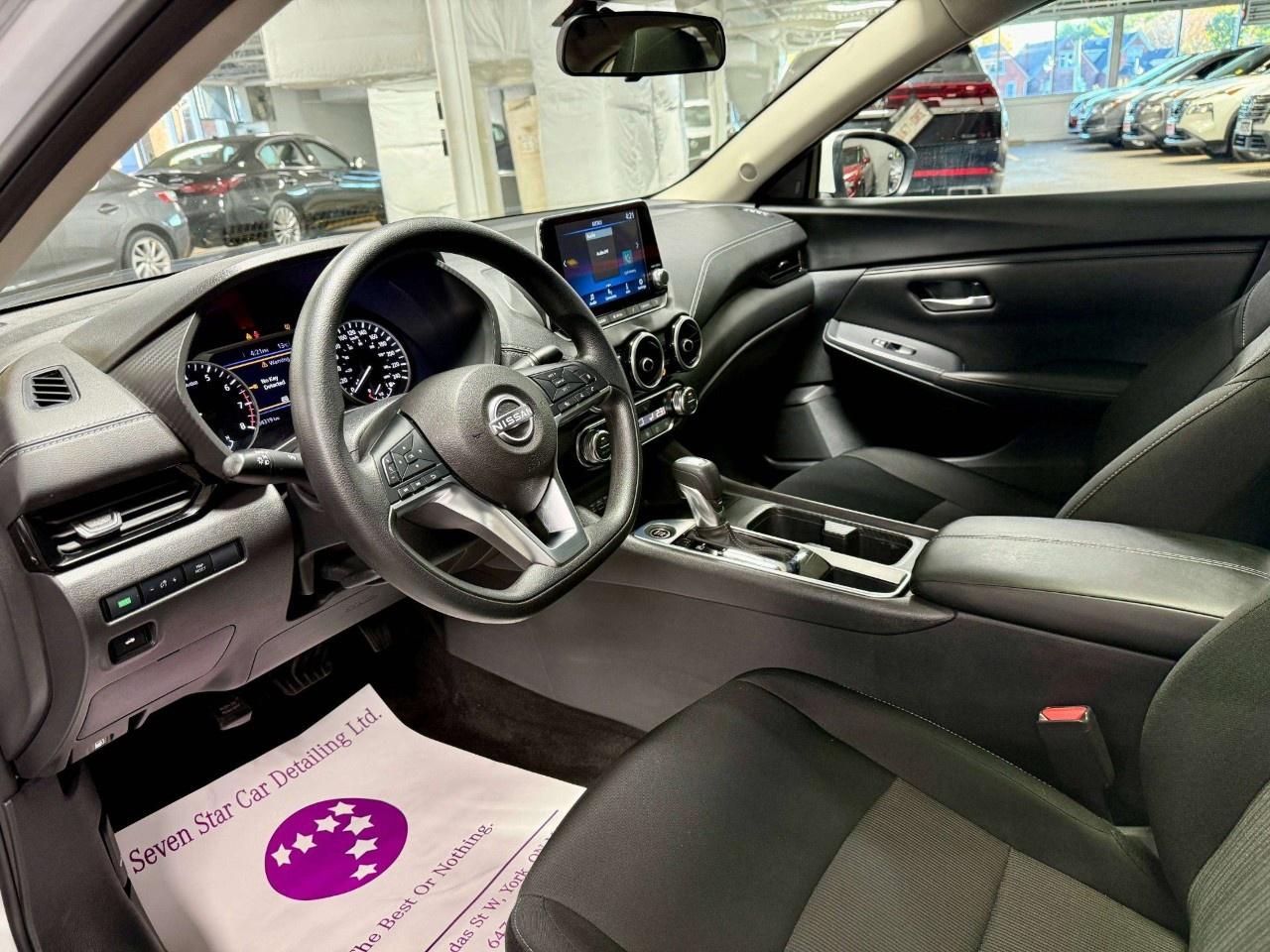 2024 Nissan Sentra SV CVT Photo