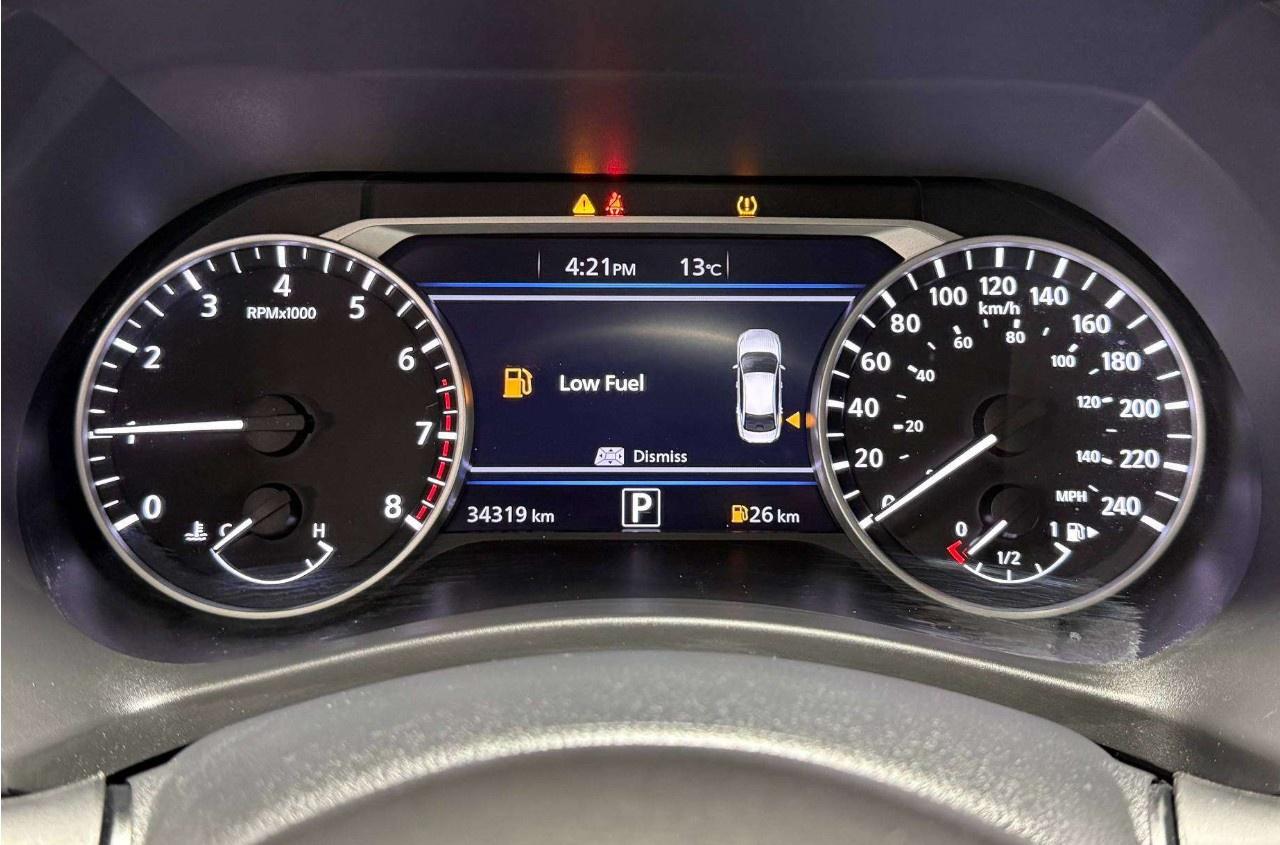 2024 Nissan Sentra SV CVT Photo