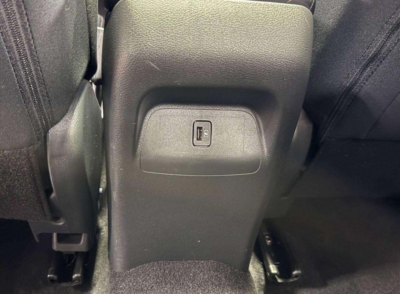 2024 Nissan Sentra SV CVT Photo
