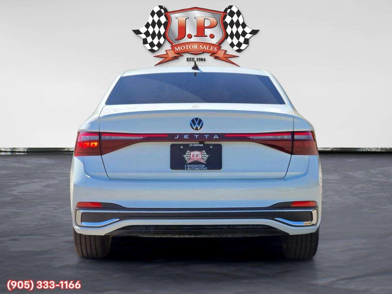 2025 Volkswagen Jetta Highline Apple CarPlay & Android Auto • Power Sunroof • Leather Seating • Cooled Front Seats • Built-In Navigation System Photo