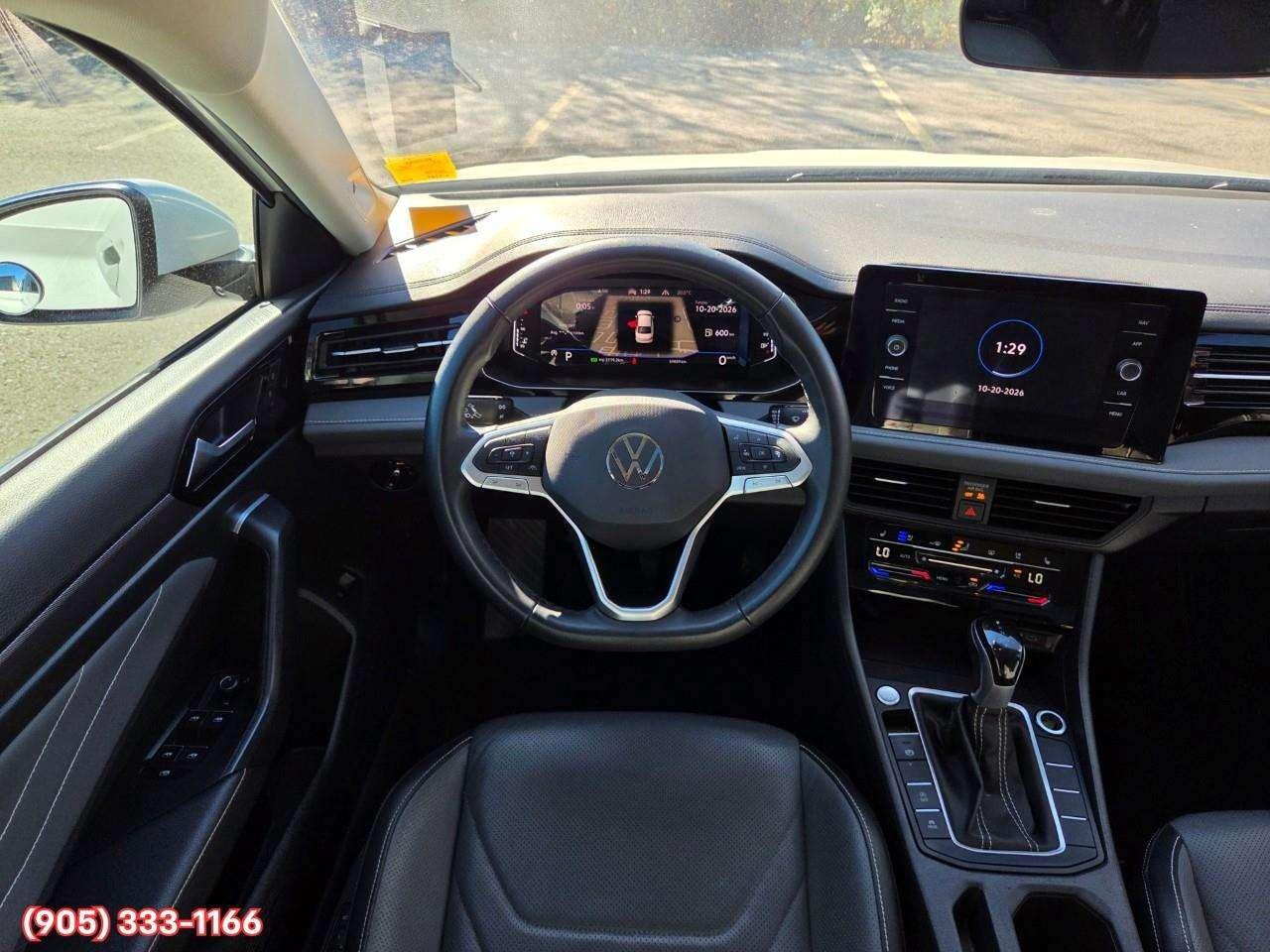 2025 Volkswagen Jetta Highline Apple CarPlay & Android Auto • Power Sunroof • Leather Seating • Cooled Front Seats • Built-In Navigation System Photo