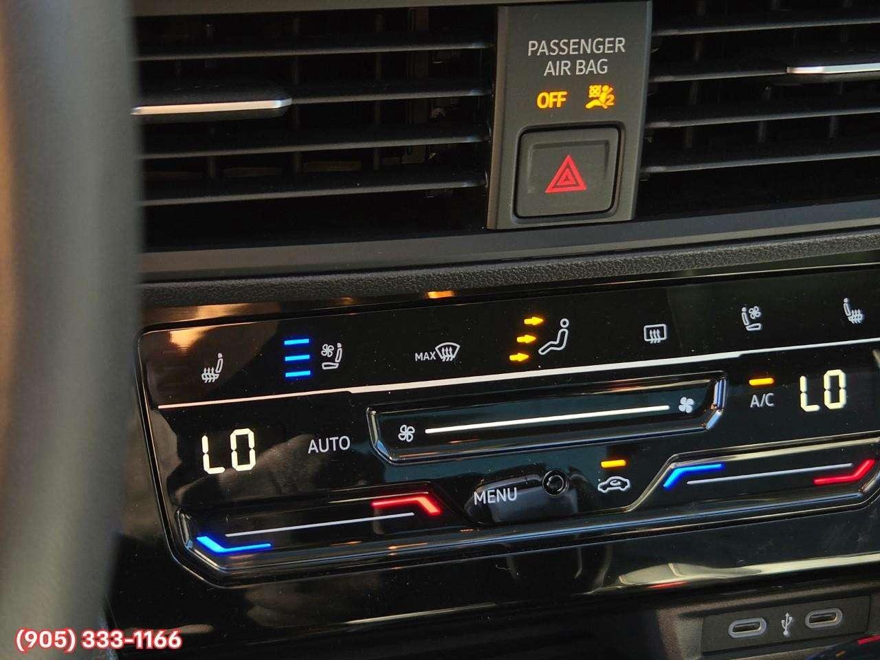 2025 Volkswagen Jetta Highline Apple CarPlay & Android Auto • Power Sunroof • Leather Seating • Cooled Front Seats • Built-In Navigation System Photo