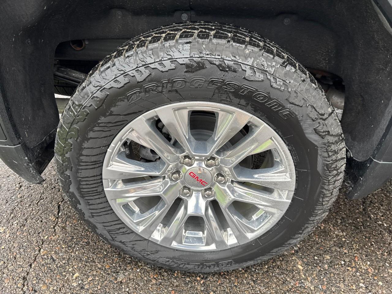 2026 GMC Sierra 1500 Crew Cab Standard Box 4-Wheel Drive Denali Photo
