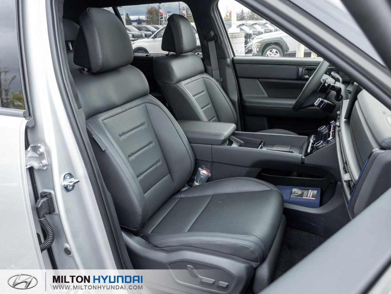 2027 Hyundai Santa Fe HEV Ultimate Calligraphy 4dr All-Wheel Drive Photo