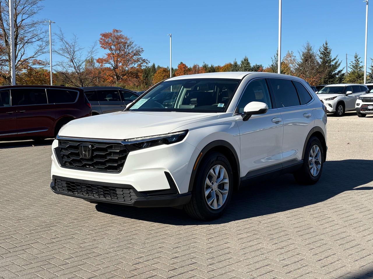 2025 Honda CR-V LX FWD   Heated Seats   Apple CarPlay/Android Auto Photo