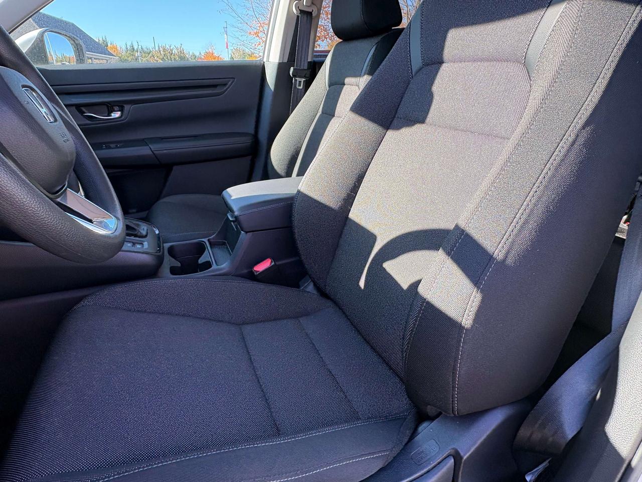 2025 Honda CR-V LX FWD   Heated Seats   Apple CarPlay/Android Auto Photo