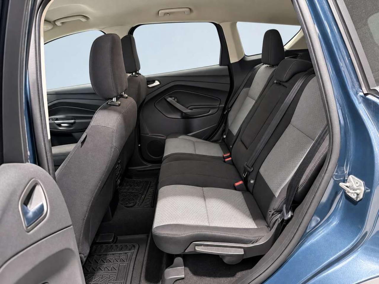 2019 Ford Escape SE 4WD   Adaptive Cruise   Blind Spot   NAV   Remote Start Photo