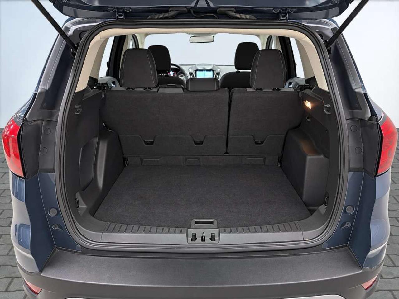2019 Ford Escape SE 4WD   Adaptive Cruise   Blind Spot   NAV   Remote Start Photo