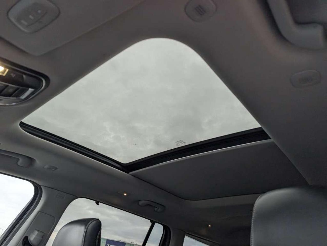 2021 Jeep Grand Cherokee Limited NAV LEATHER PANOROOF CAMERA Photo