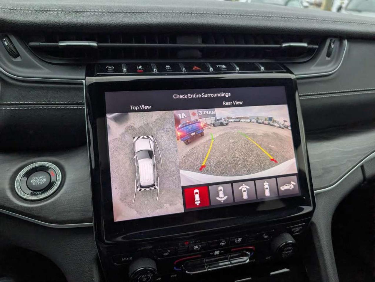 2021 Jeep Grand Cherokee Limited NAV LEATHER PANOROOF CAMERA Photo