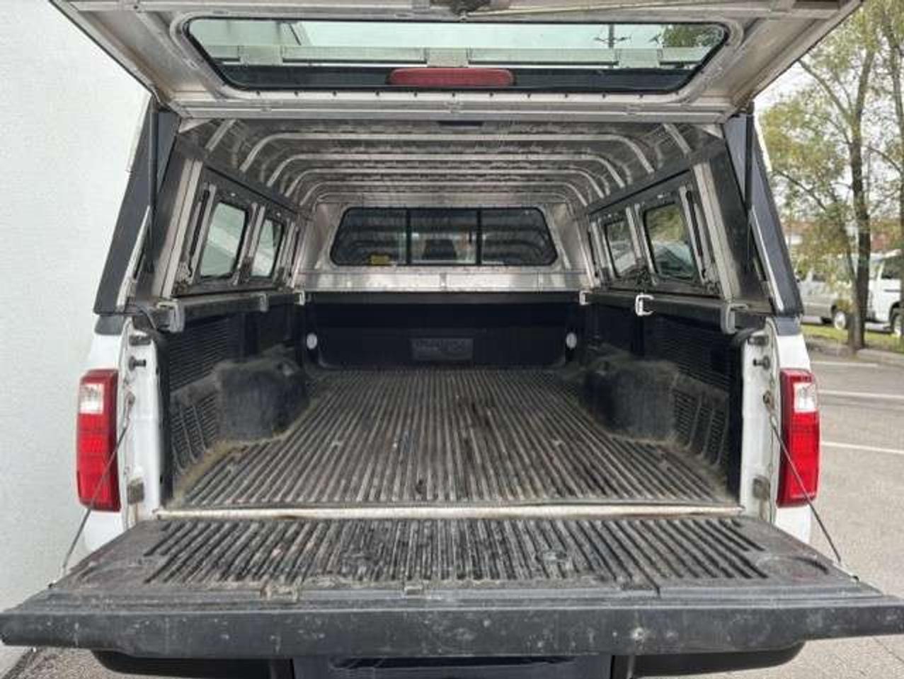 2014 Ford F-250 XL 4X4 6.7L POWER STROKE DIESEL LONG BOX CREW CAB Photo